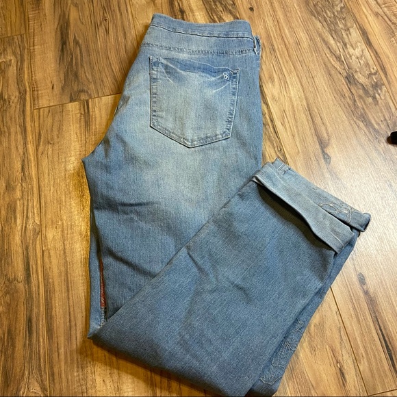 Jessica Simpson Mika Best Friend Cropped Jean 28 - Picture 5 of 9